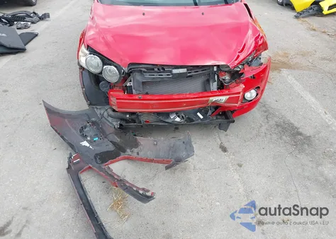 2016 Chevrolet Sonic Ltz Auto z USA, uszkodzony, nr VIN 1G1JE5SB0G4160053